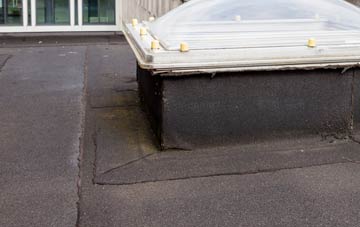 disadvantages of Lamb Corner flat roofs